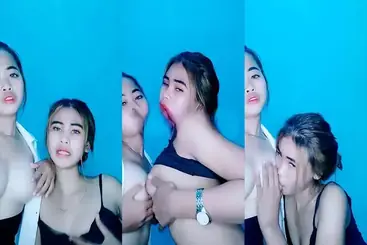 Bokep Indo Saling Adu Toket ABG Pasangan Lesbi